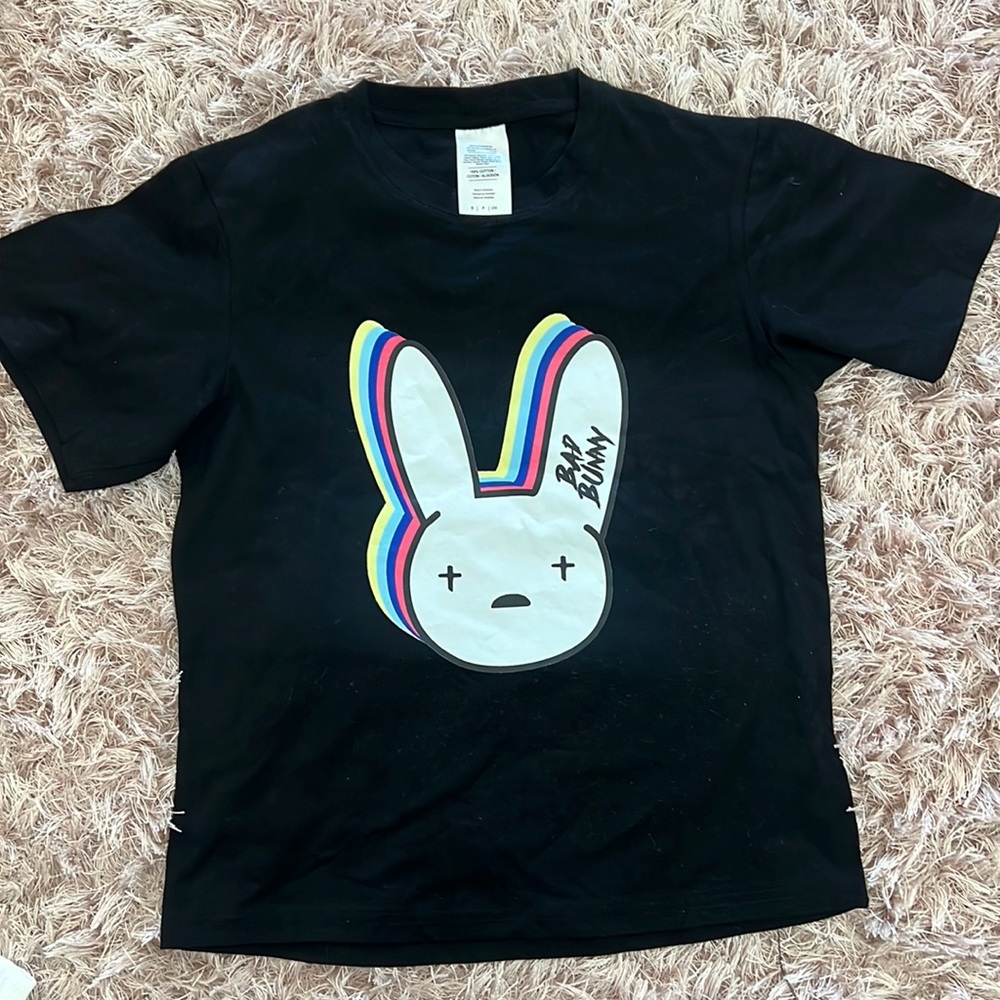Bad Bunny concert tee CS